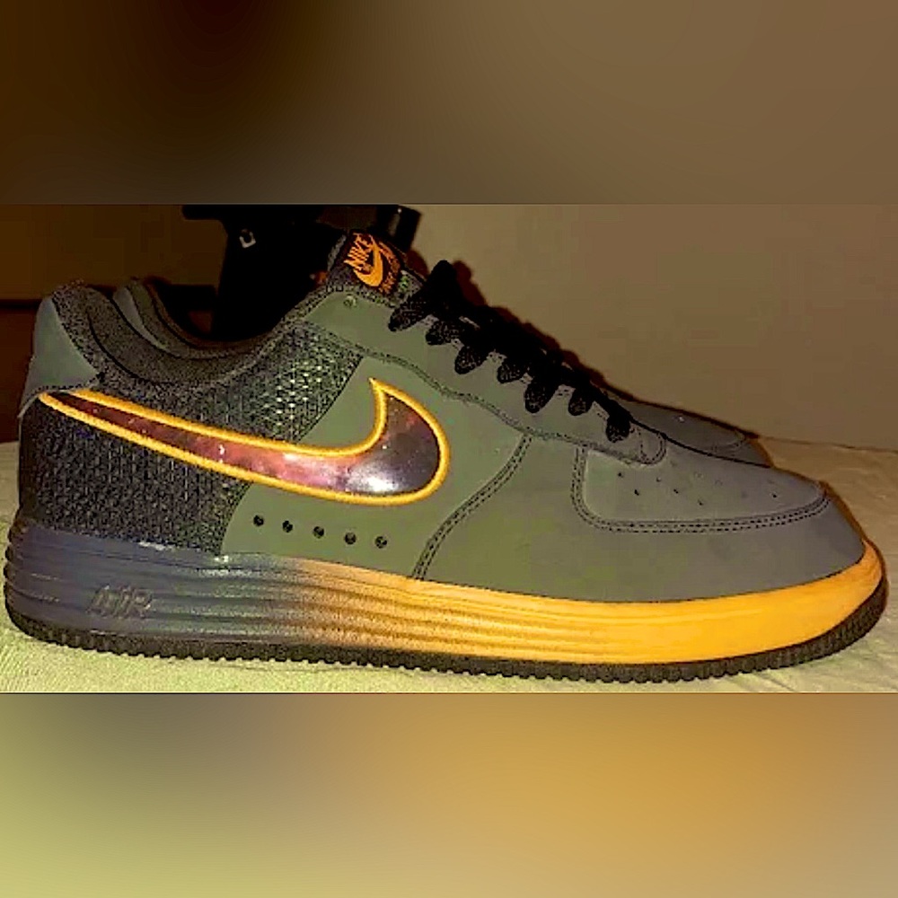 Nike Lunar Force 1  'superhuman'' 2012